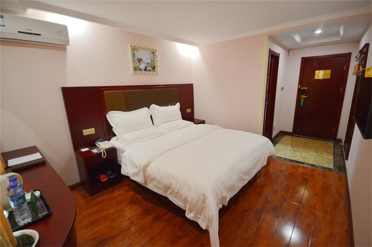 Greentree Inn Henan Qinyang Middle Huaifu Road Express Hotel Exterior photo