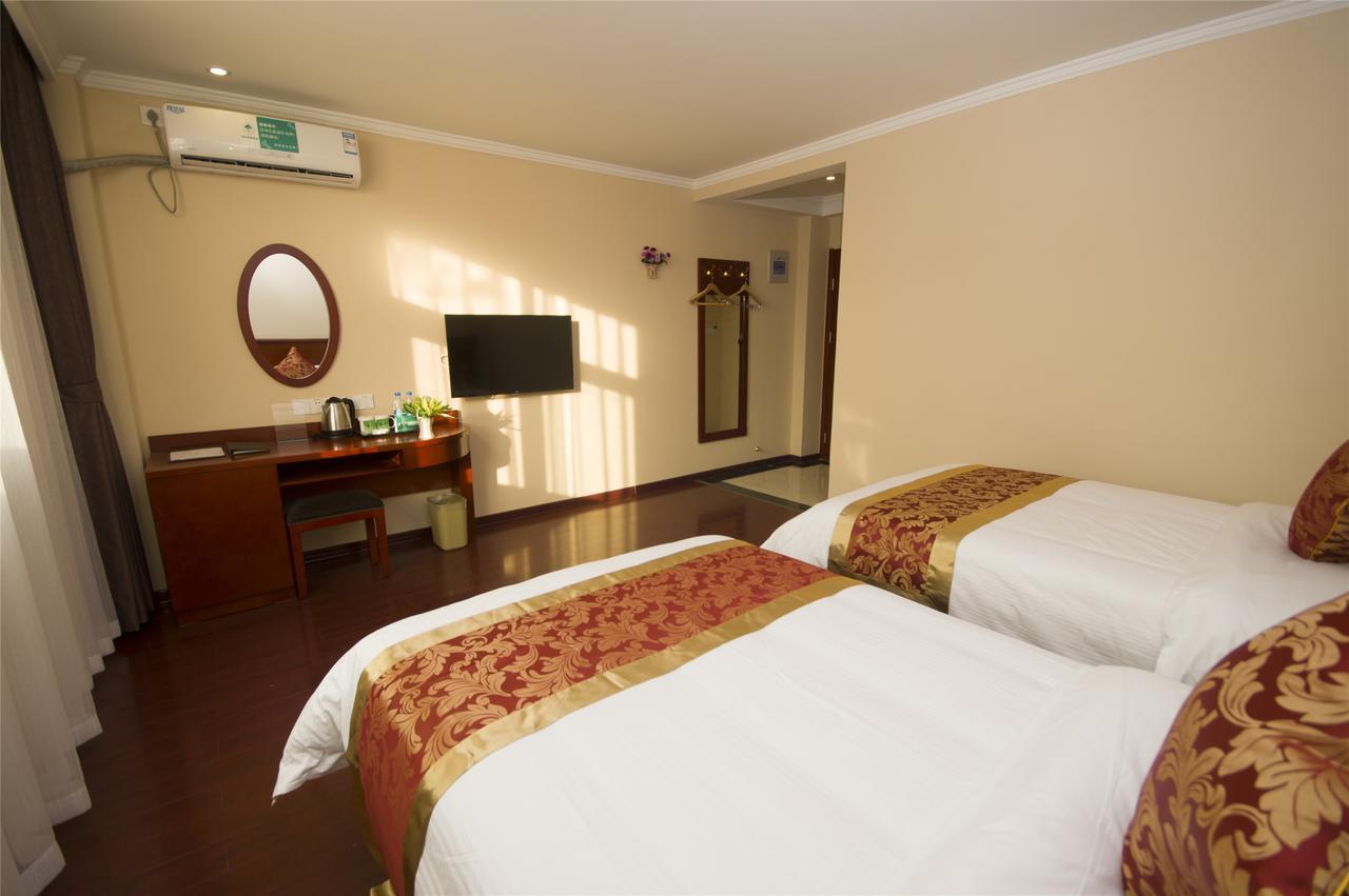 Greentree Inn Henan Qinyang Middle Huaifu Road Express Hotel Exterior photo